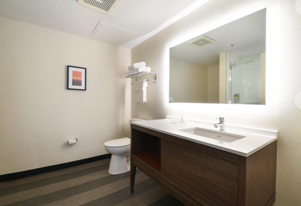 Holiday Inn Fredericksburg - Conference Center By Ihg Eksteriør bilde